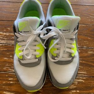 Women’s Air Max 90